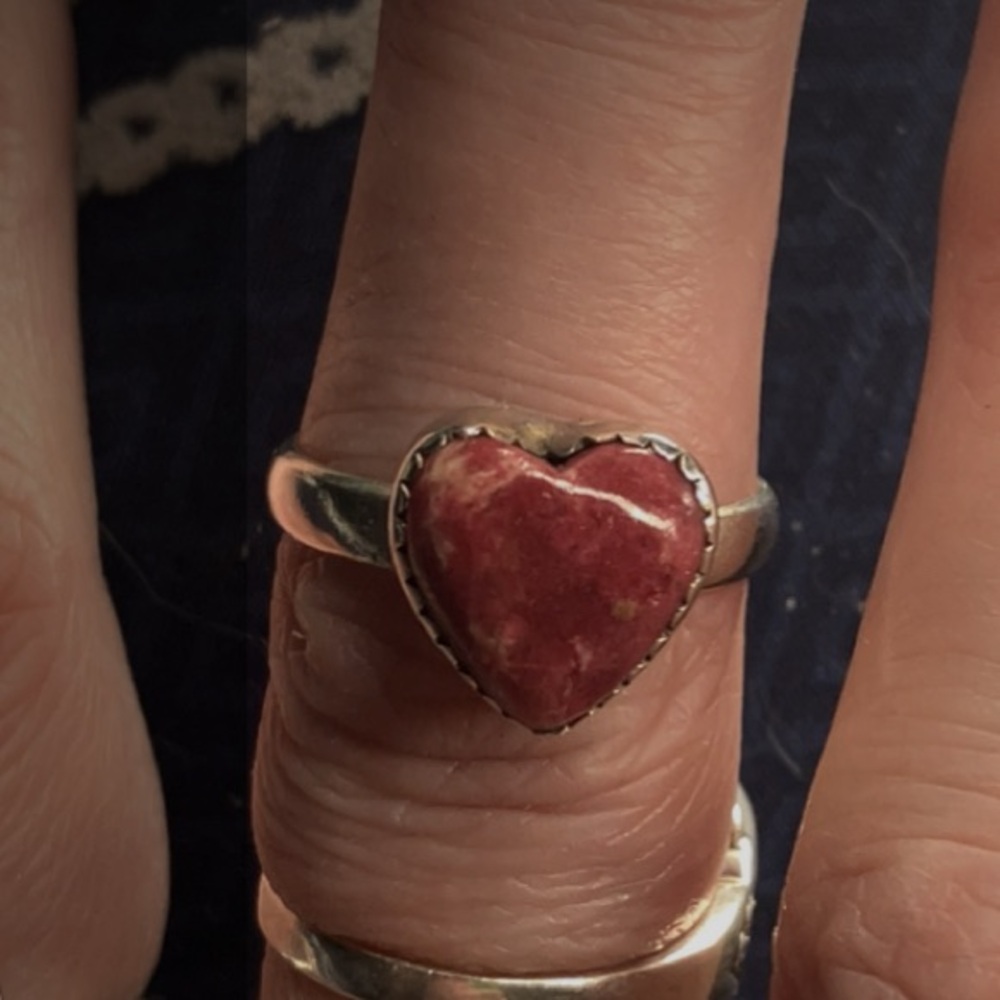 Handmade Sterling Silver Heart-shaped rhodochrosite Ring Size 9